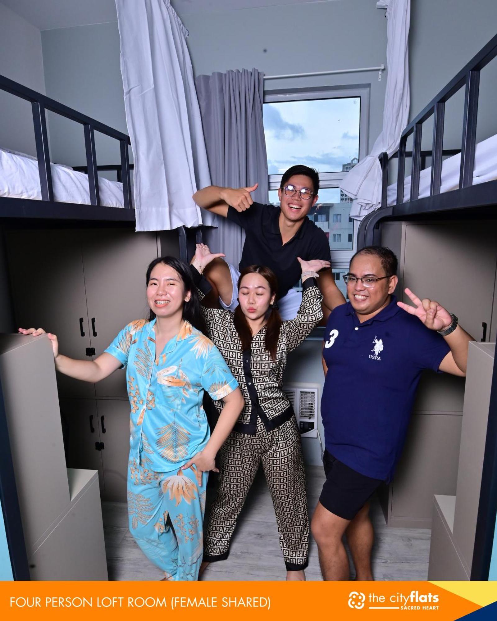 The City Flats Sacred Heart Makati City Szoba fotó