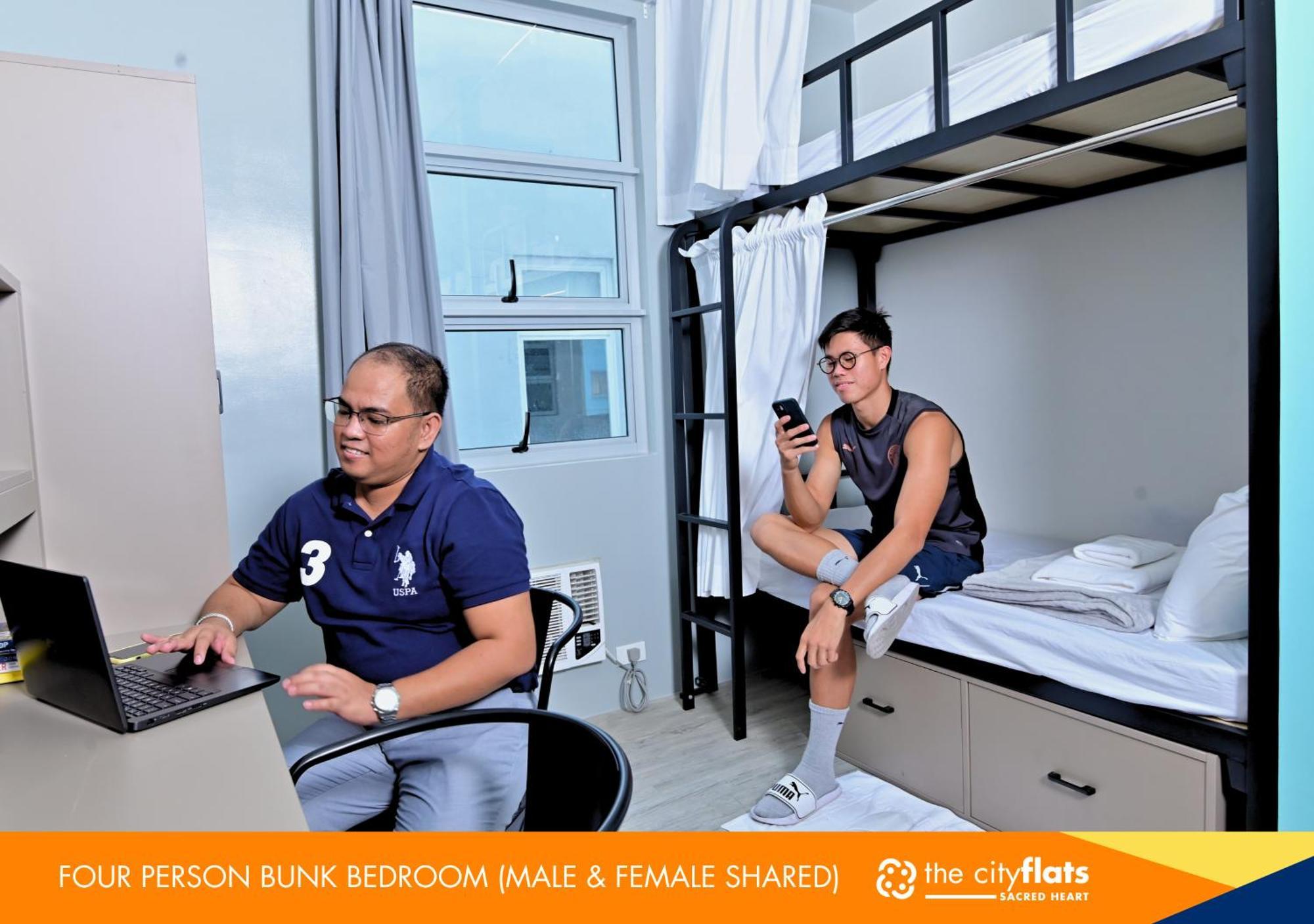 The City Flats Sacred Heart Makati City Szoba fotó